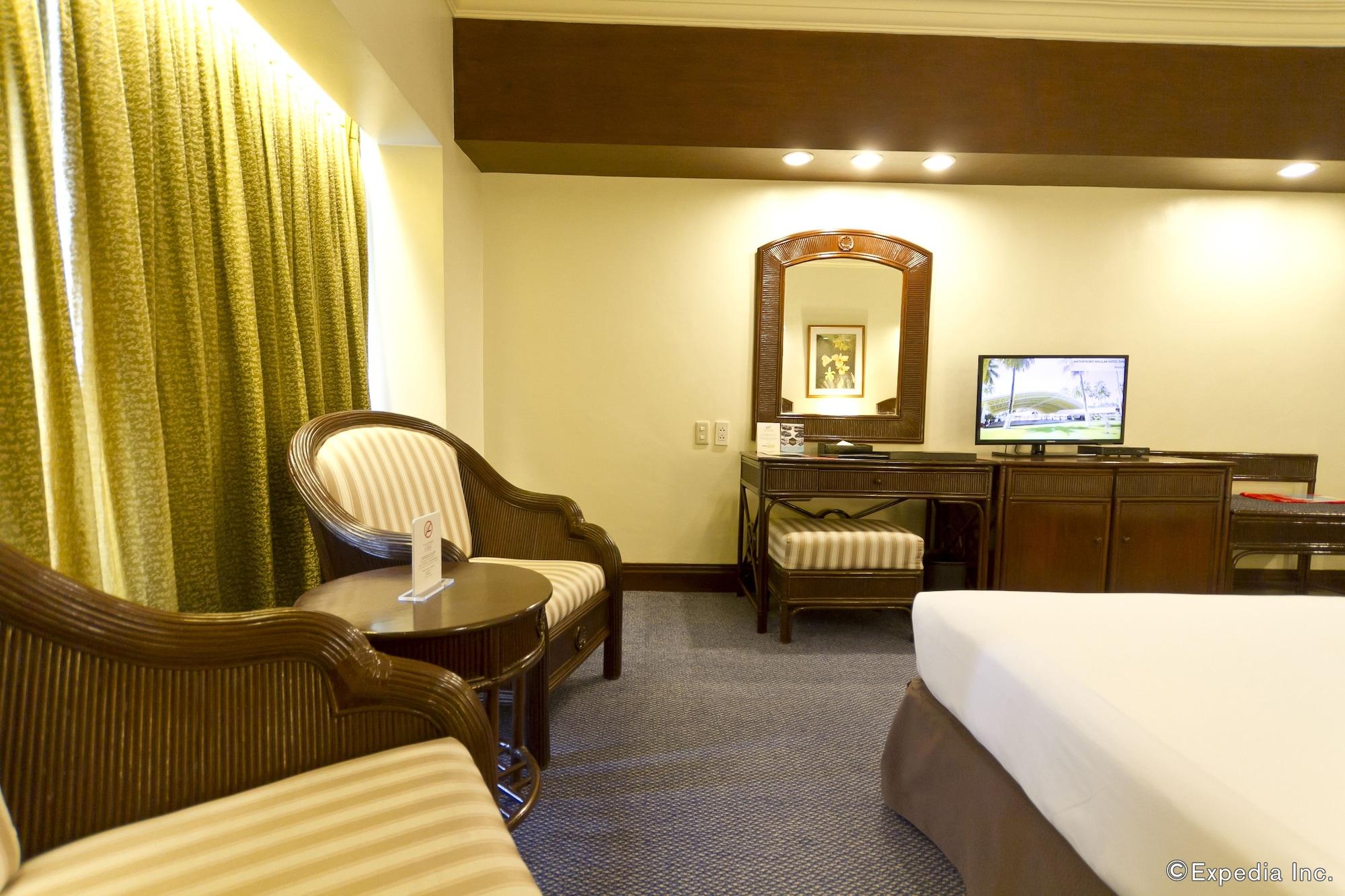 Waterfront Cebu City Hotel & Casino מראה חיצוני תמונה